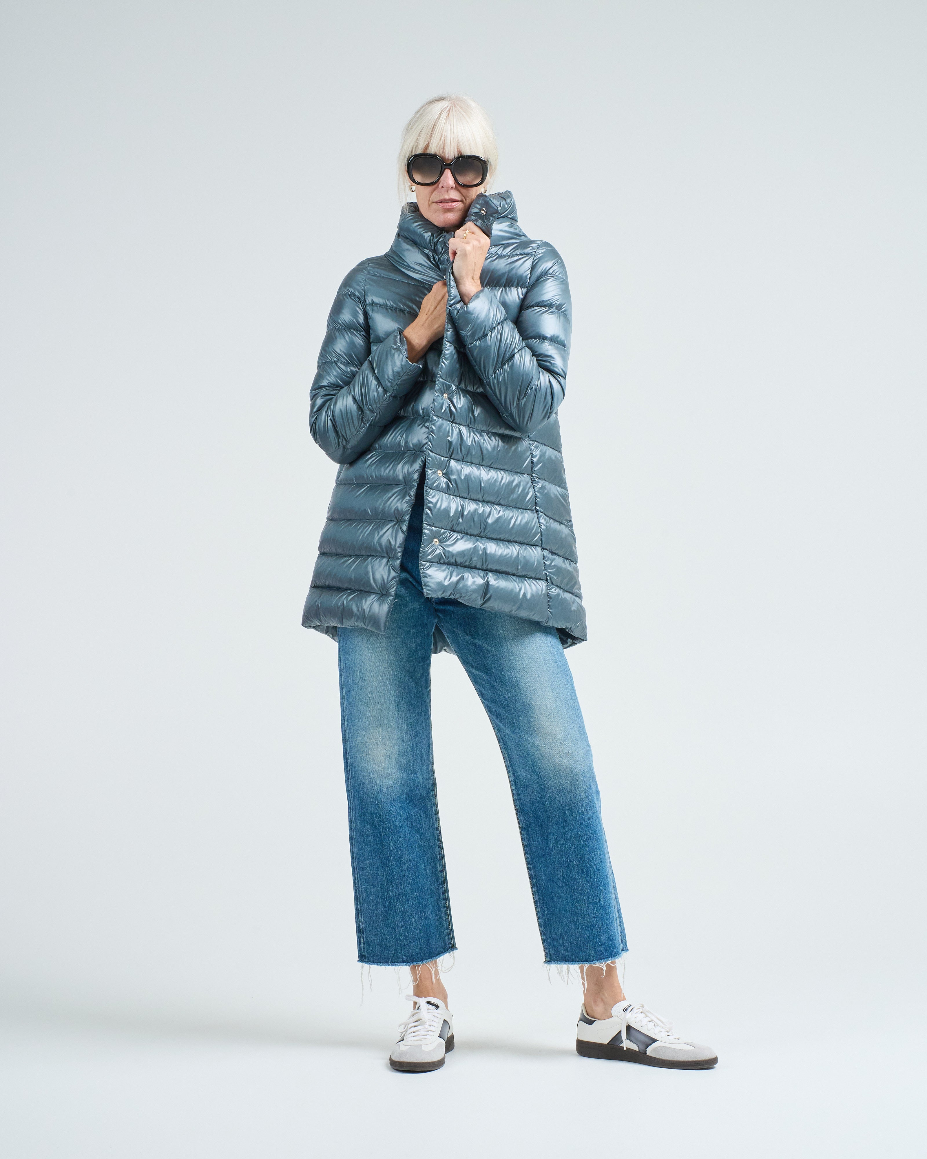 Herno Iconico Amelia Nylon Ultralight A-Line Hi-Lo Peacock Blue
