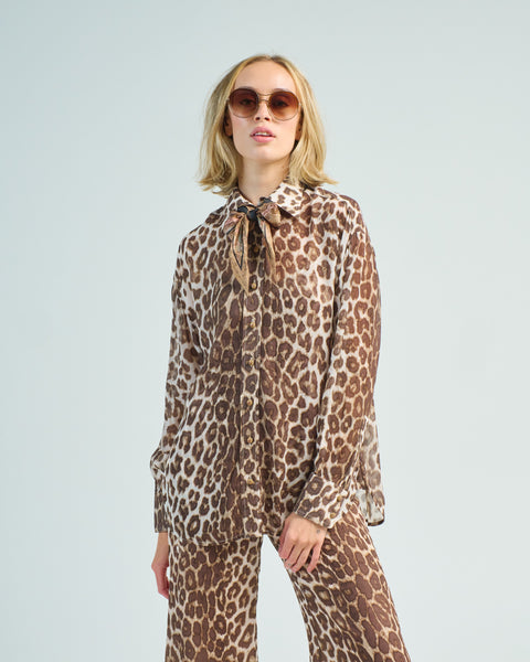 illustration_leopard_shirt_cho illustration_leopard_shirt_cho