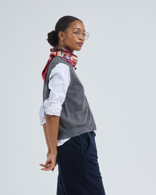 juni cashmere vest