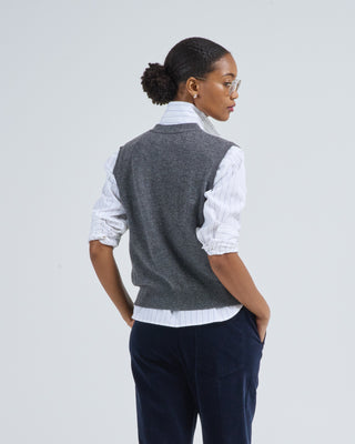 juni cashmere vest