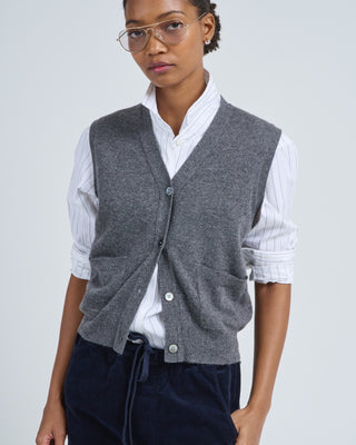 juni cashmere vest