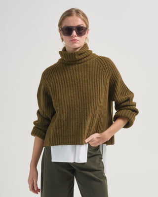 kalda sweater
