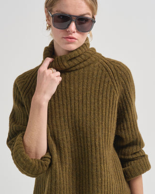 kalda sweater