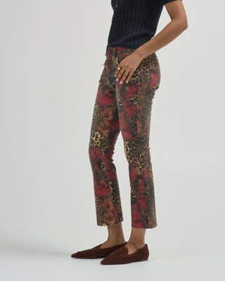 kick fit jean
