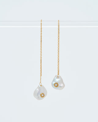 petal pearl chain earrings