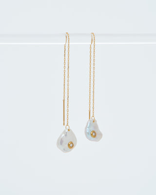 petal pearl chain earrings
