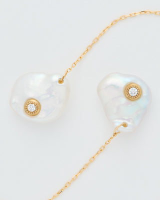 petal pearl chain earrings