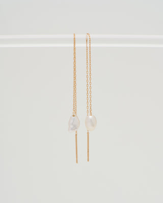 kidney pearl chain earrings