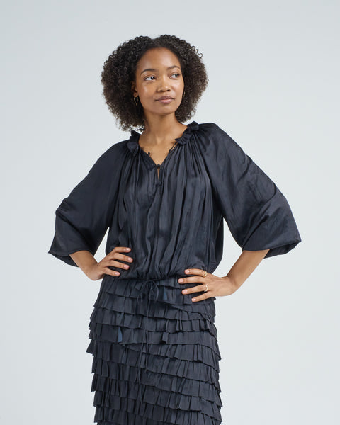 【新品】louren / SATIN GATHER SLEEVE BLOUSE 2021 SUMMER COLLECTION vol.1】SATIN GATHER SLEEVE BLOUSE