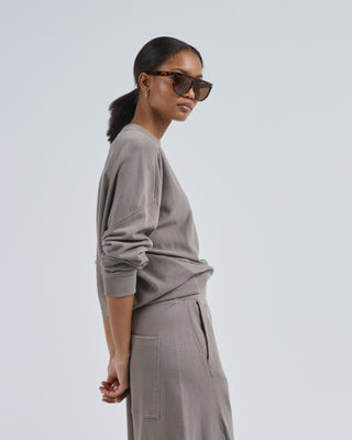 light weight sweatshirting crewneck sweatshirt