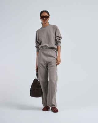 light weight sweatshirting crewneck sweatshirt