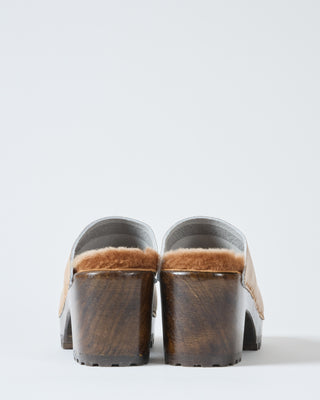 liza clog on mid tread