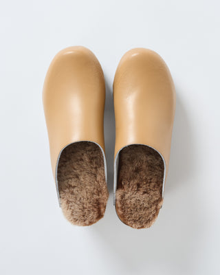 liza clog on mid tread