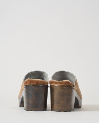 liza clog on mid tread