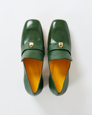 lock heel loafer