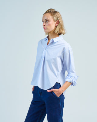 long sleeve cropped shirt