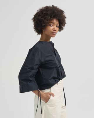 long sleeve v neck shirt