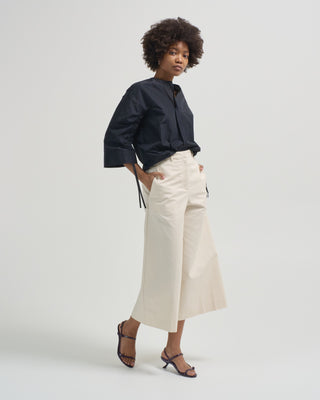 long sleeve v neck shirt