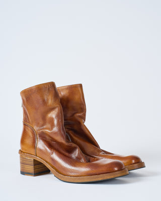 low boot square toe with back zip