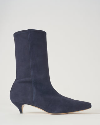 mid shaft stretch point toe suede boot