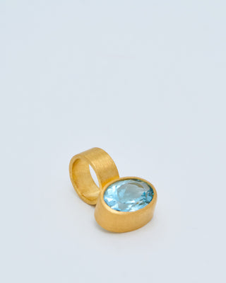 mini aqua oval gem pendnat