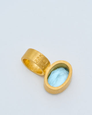 mini aqua oval gem pendnat