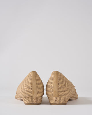 new aga low heel checkered weave