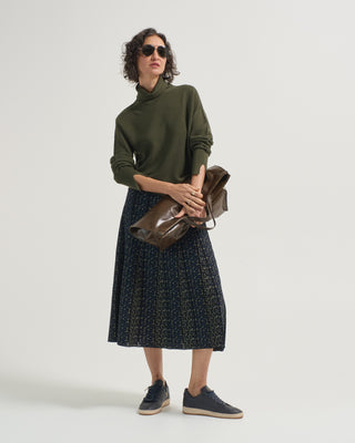 nora turtleneck