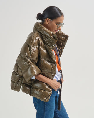 nylon ultralight short puffer with knitted half sleeves