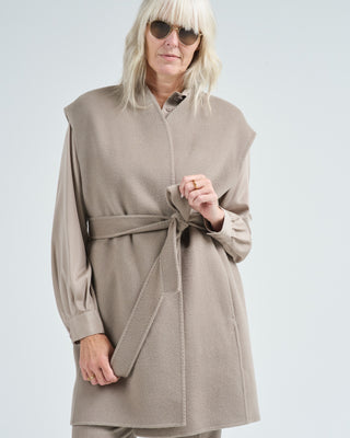 open front vest w/ self belt