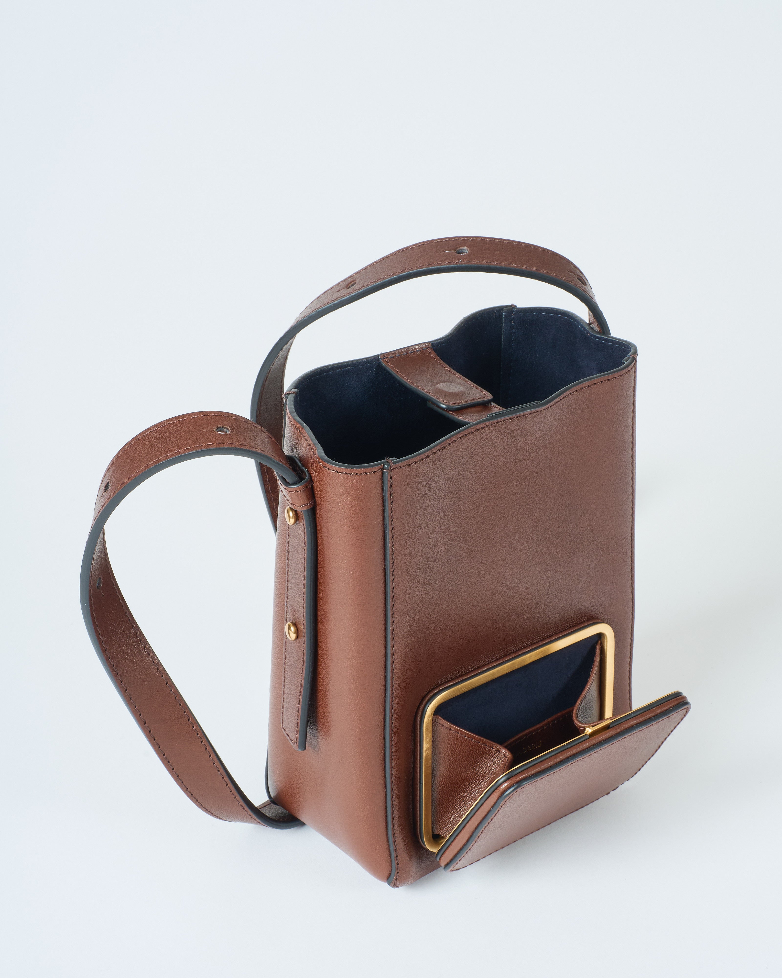 Lutz Morris Parker Small Cross Body Bag Chocolate Cooper Leather