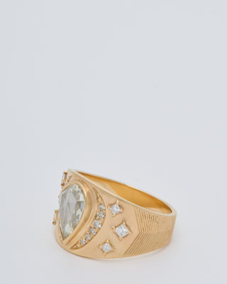 pear diamond ring