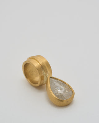 pear shaped diamond pendant