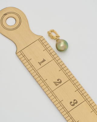 pearl pendant with flower bale