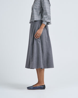 pleat front full skirt