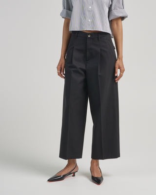 pleat front trouser