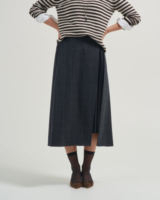 pleat skirt