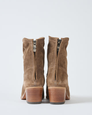 pointed toe heeled short boot