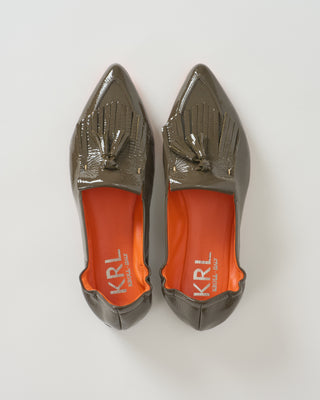 pointed toe flat kiltie with tassel