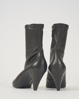 queen low boot kitten heel stretch leather
