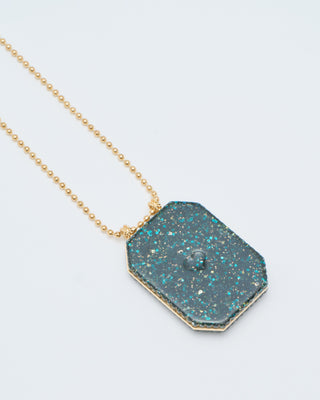 raiz'in scapular glitter