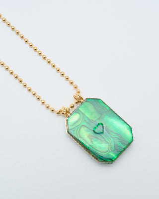 raiz'in scapular mother of pearl