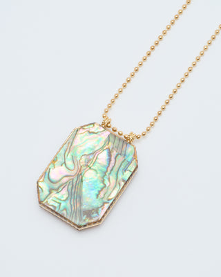 raiz'in scapular mother of pearl