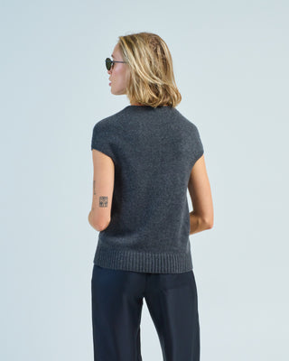 sleeveless sweater