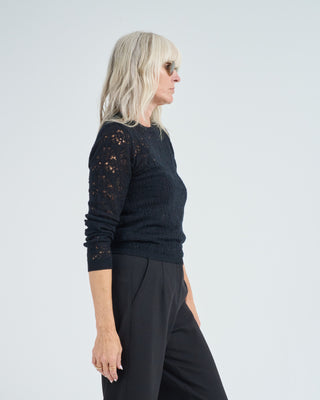 roundneck ls sweater