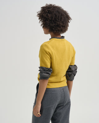roundneck short sleeve sweater