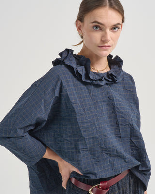 ruffle neck shirt