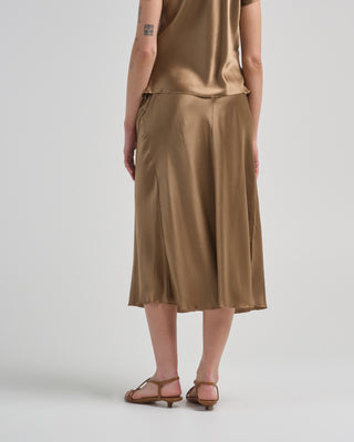 satin skirt