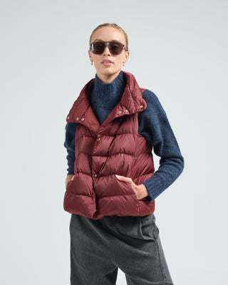 satin vest w/ detachable faux fur hood