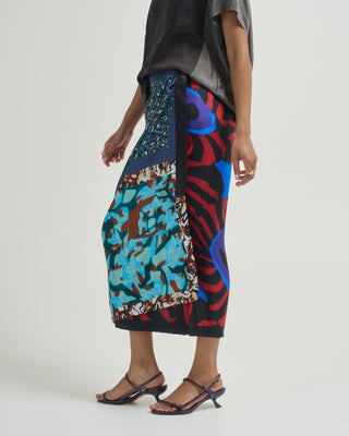 scarfy long skirt